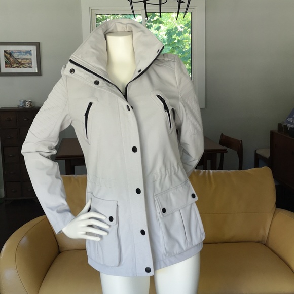 BCBGeneration short coat - Picture 3 of 16